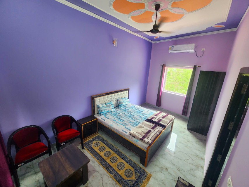 Private Ac Room | Best yoga teacher training school with food and accommodation in Rishikesh | Gurukul Yogashala
